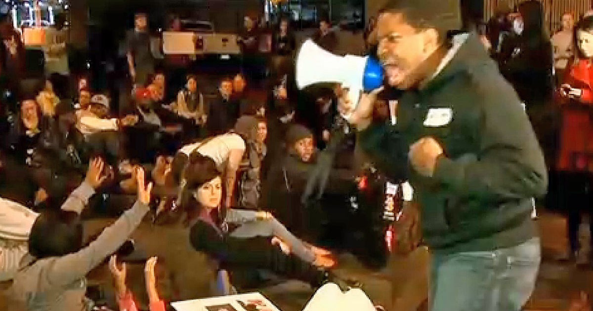 Phoenix police face protests over shooting of unarmed drug suspect ...
