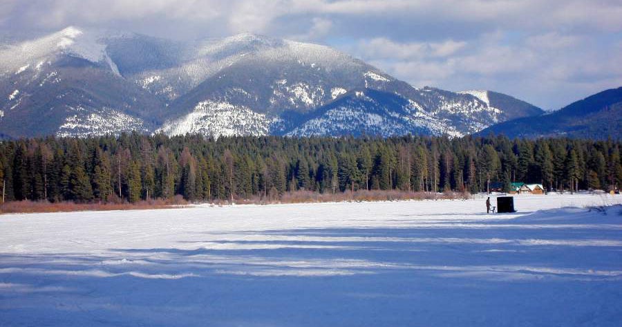 Two snowmobilers die after icy plunge into Montana lake CBS News(02)