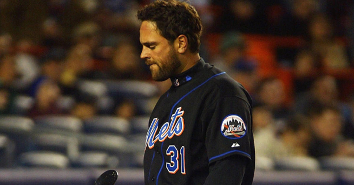 Mike Piazza Misses Hall Of Fame Cut, Falls Short For Third Time - CBS New  York