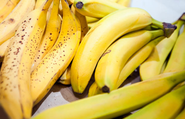 bananas.jpg 