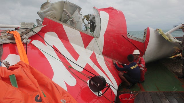 airasia-tail-2.jpg 