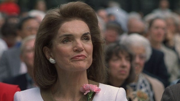 jacqueline-kennedy-onassis.jpg 