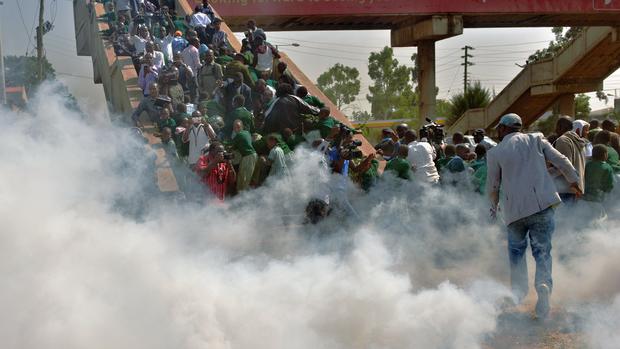 Kenya school children tear gassed over playground 