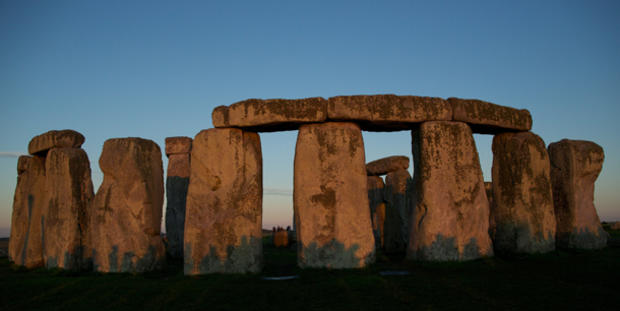 stonehenge-148447644.jpg 