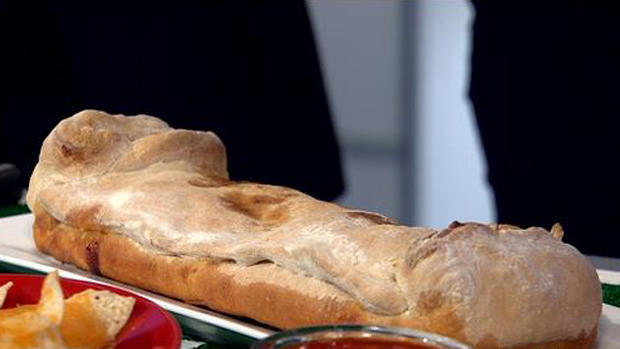 Chris Wragge's Super Bowl Sausage Bread 