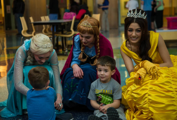 Princesses At Childrens 7 (CREDIT Princess Parties of the Rockies) 