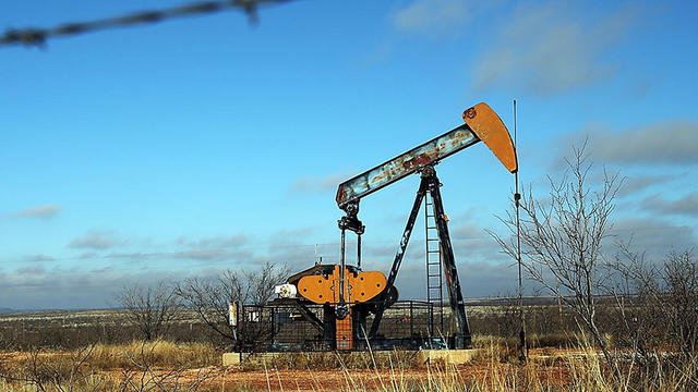 oil-well.jpg 