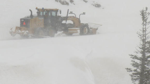 Red Mtn Pass Avalanche 6 (CDOT crews, from CDOT) 