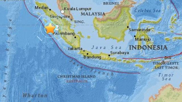 indonesia-quake-2.jpg 