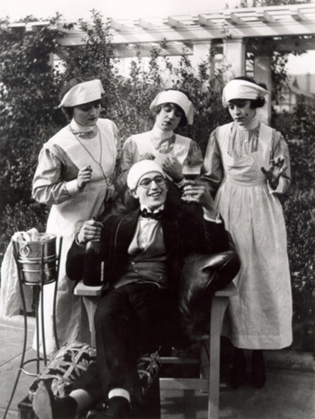 harold-lloyd-lonesome-luke-loses-patients-1917.jpg 