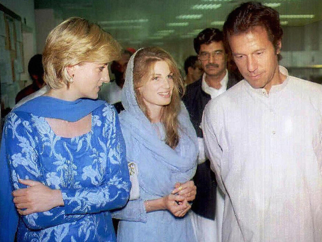 Хана хасан. Хаснат Хан в 1997. Пакистанский кардиохирург Хаснат Хан.