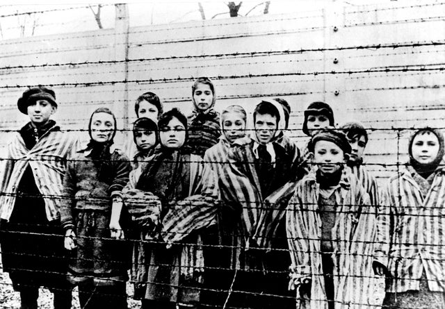 naziap320794862168.jpg 