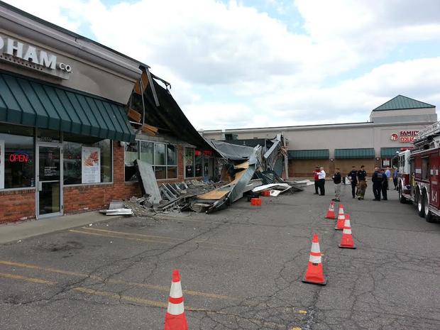 mall collapse 