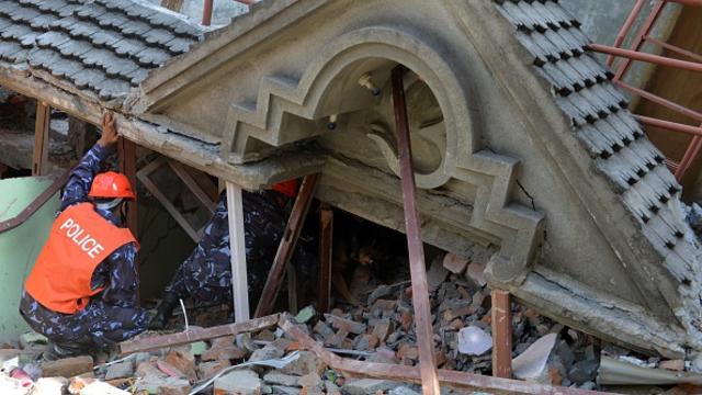 nepal-quake-may1.jpg 