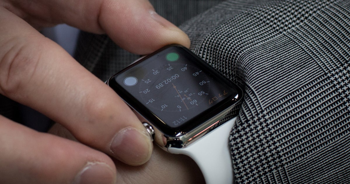Will smartwatches lure drivers to more distractions? - CBS News