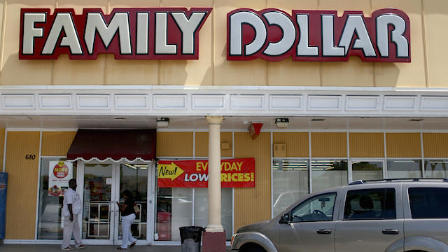 family-dollar-store_452851126.jpg 