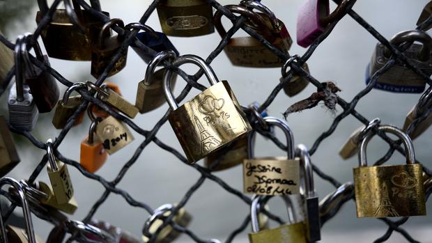 Au revoir "love locks" 