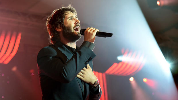 Singer Josh Groban (Photo by Ethan Miller/Getty Images) 