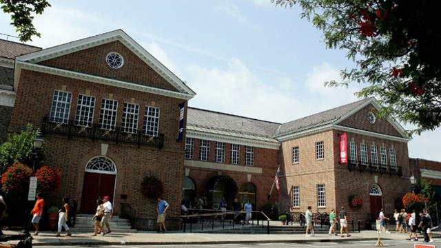 cooperstownguide_photocredit_jimmcisaacgettyimages.jpg 