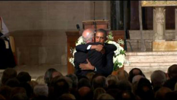 obama-hugs-biden.jpg 