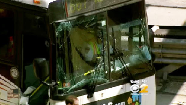 166 NJ TRANSIT bus in Lincoln Tunnel crash 