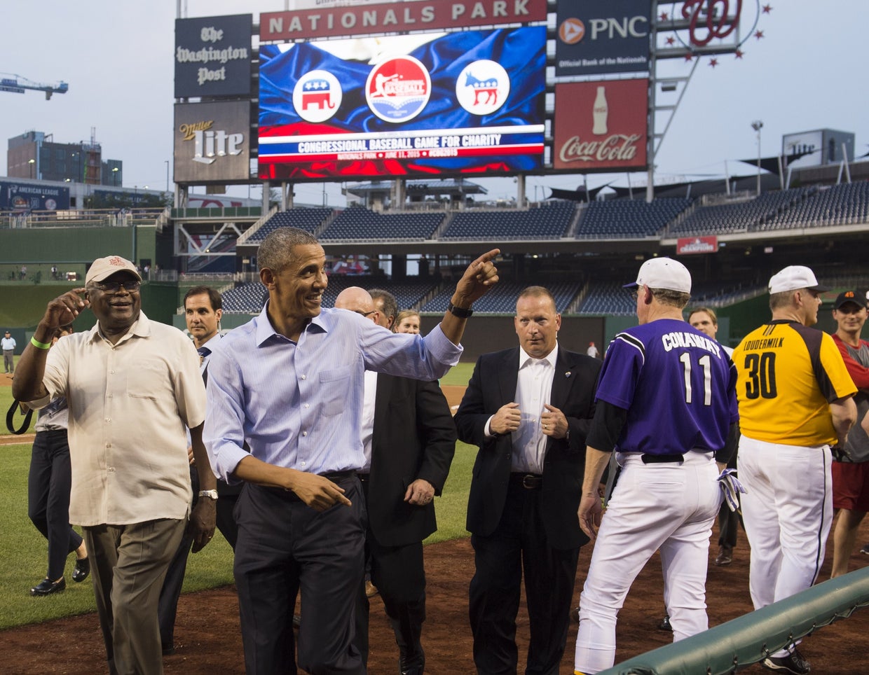 Obama drops by congressional baseball game - CBS News