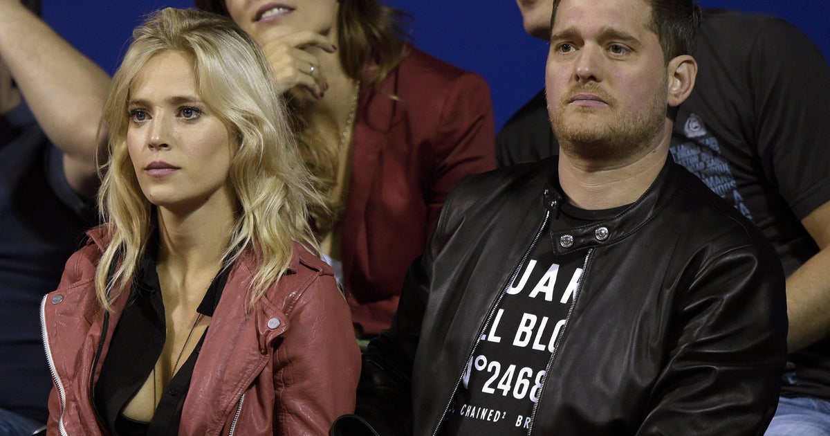 Michael Buble's son "doing well" after scalding water accident CBS News(00)