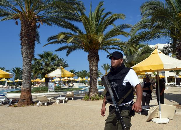 tunisia-beach-terror-attack-gettyimages-478625092.jpg 