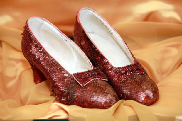 "The Wizard of Oz" Ruby Red Slippers Viewing 