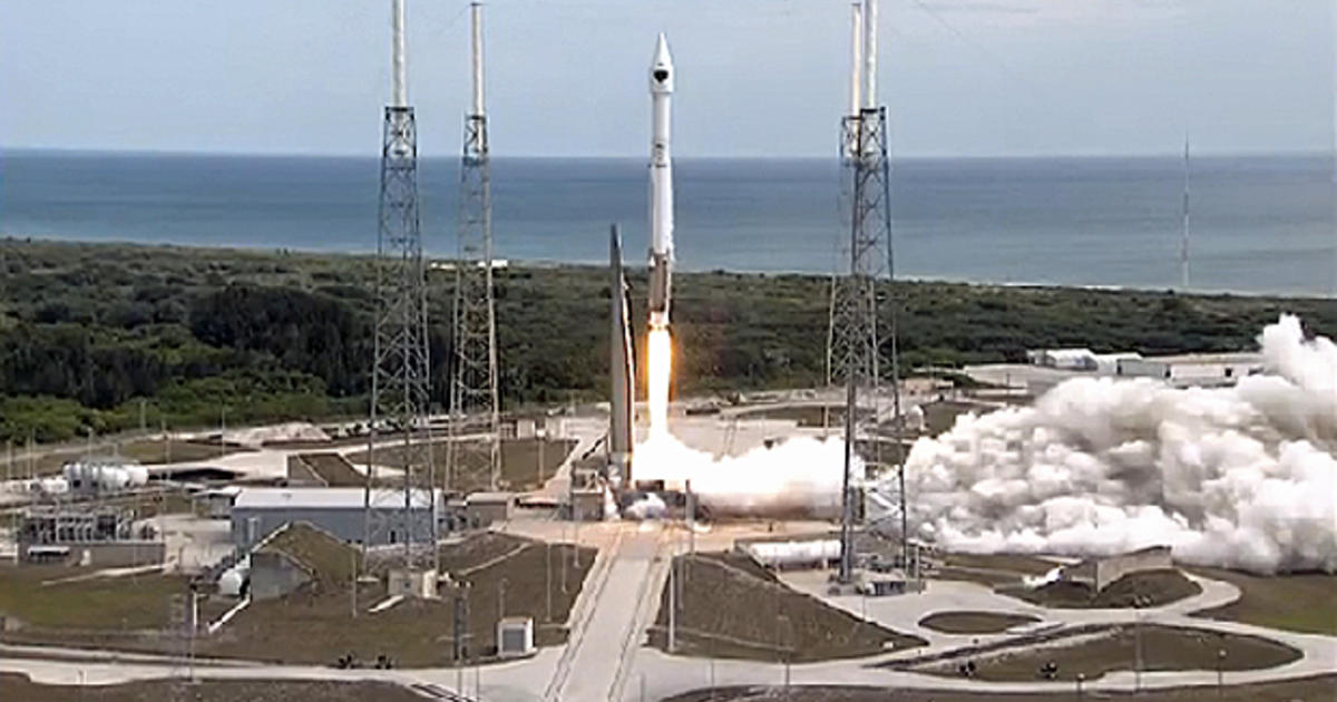 Atlas 5 rocket boosts latest GPS satellite into space - CBS News