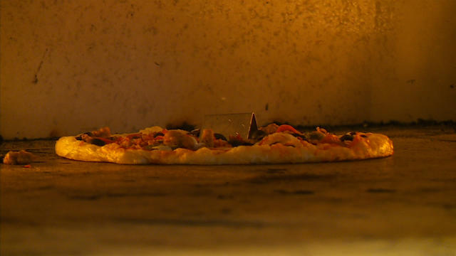 blaze-pizza.jpg 
