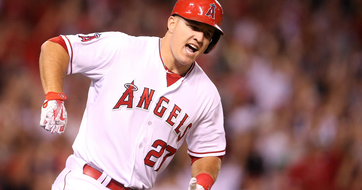 Download Los Angeles Angels 27 Mike Trout Wallpaper