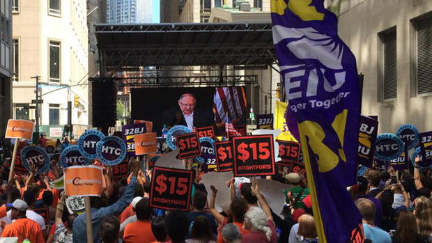 NY Board Approves $15 Minimum Wage For Fast Food Workers 