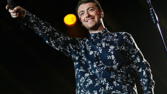 lollapalooza-2015-sam-smith-getty-482708508.jpg 