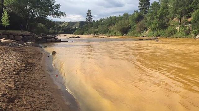 river2015-08-08t221014z317325674tm3eb880yl901rtrmadp3usa-colorado-spill.jpg 