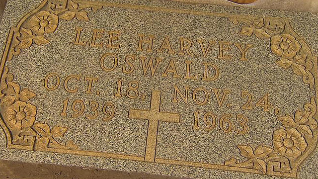 oswald-tombstone.jpg 