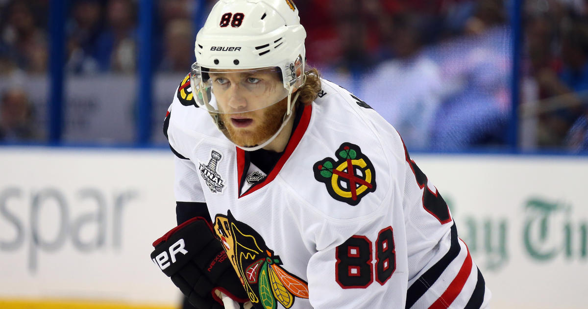 Patrick Kane Reaches 400 Points - Committed Indians