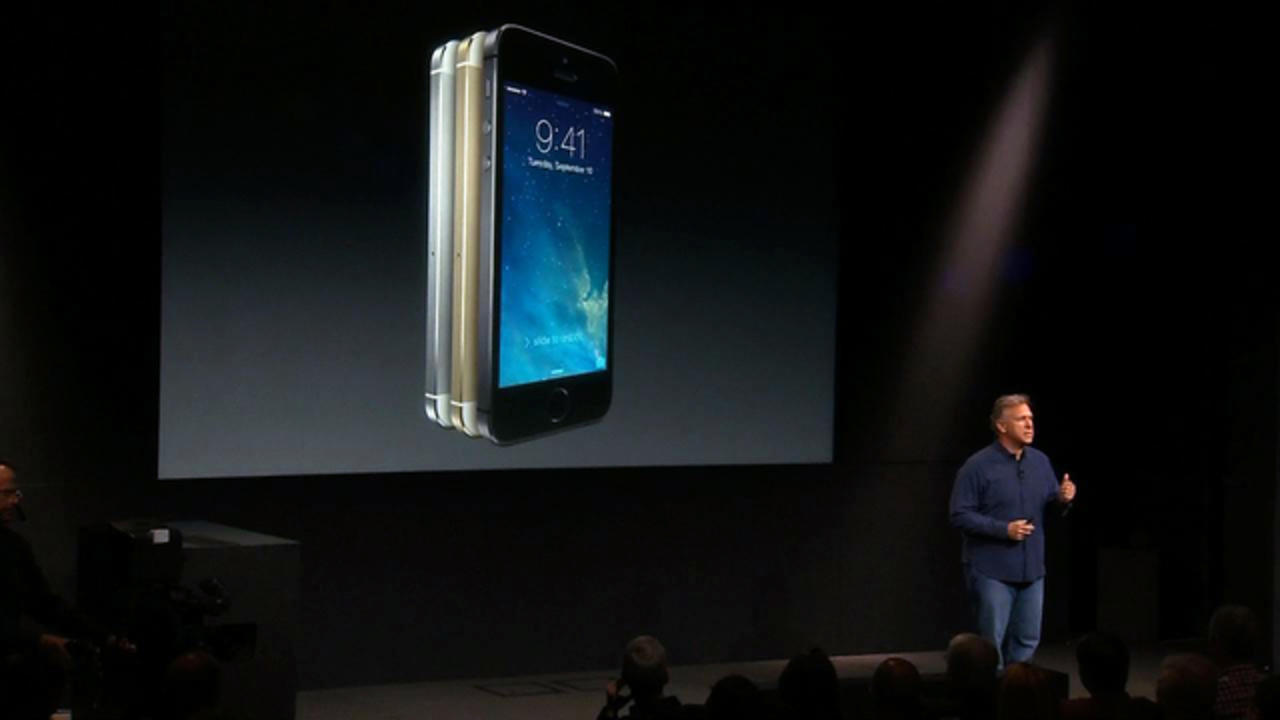 Apple announces new iPhone 5S, iPhone 5C, iOS 7 release date - CBS News