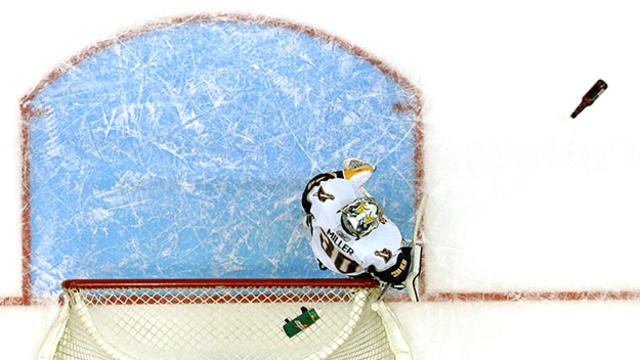 hockey-goalie-beer-on-ice-625-x-352.jpg 