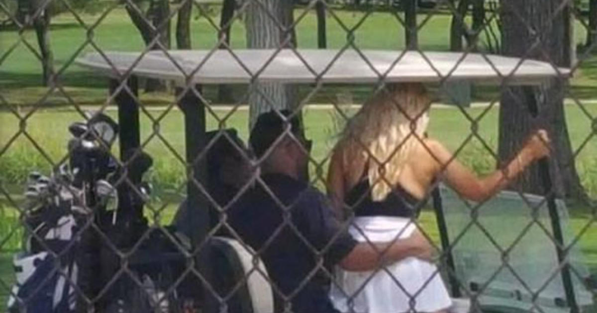 2 Investigators Strippers Cavort At Public Golf Course Cbs Chicago