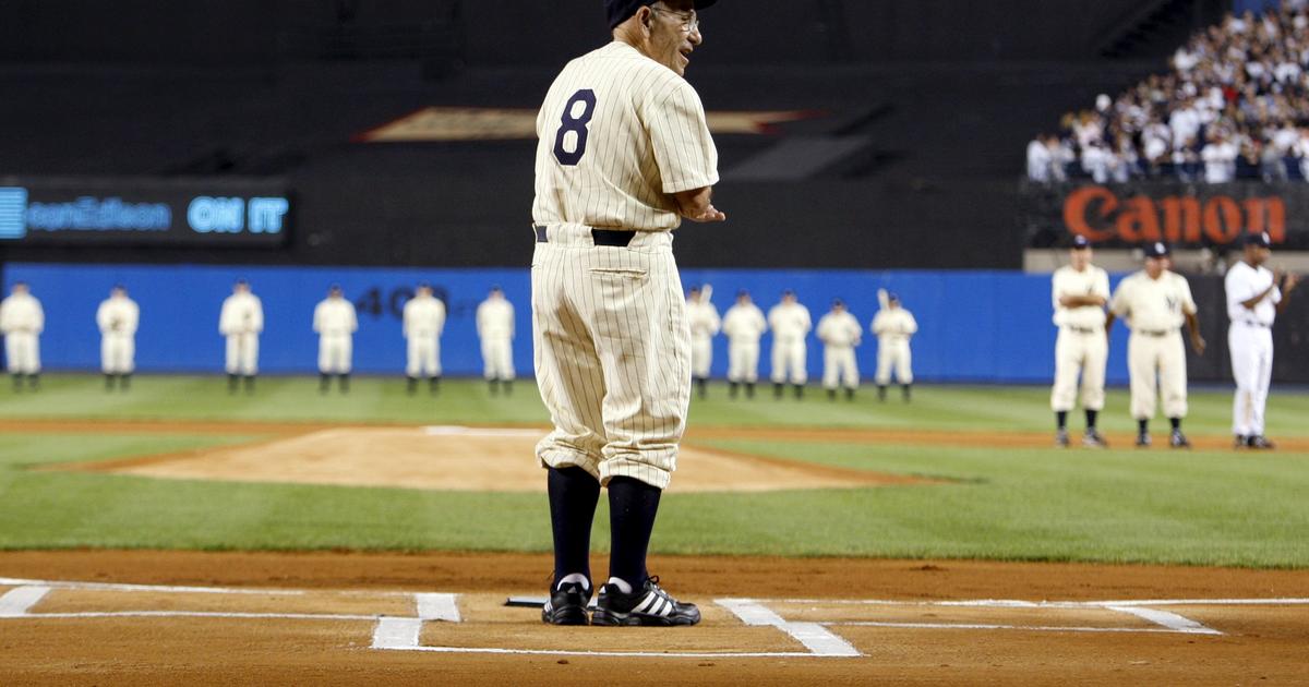 A wonderful life: Berra's family, Yankees honor Yogi