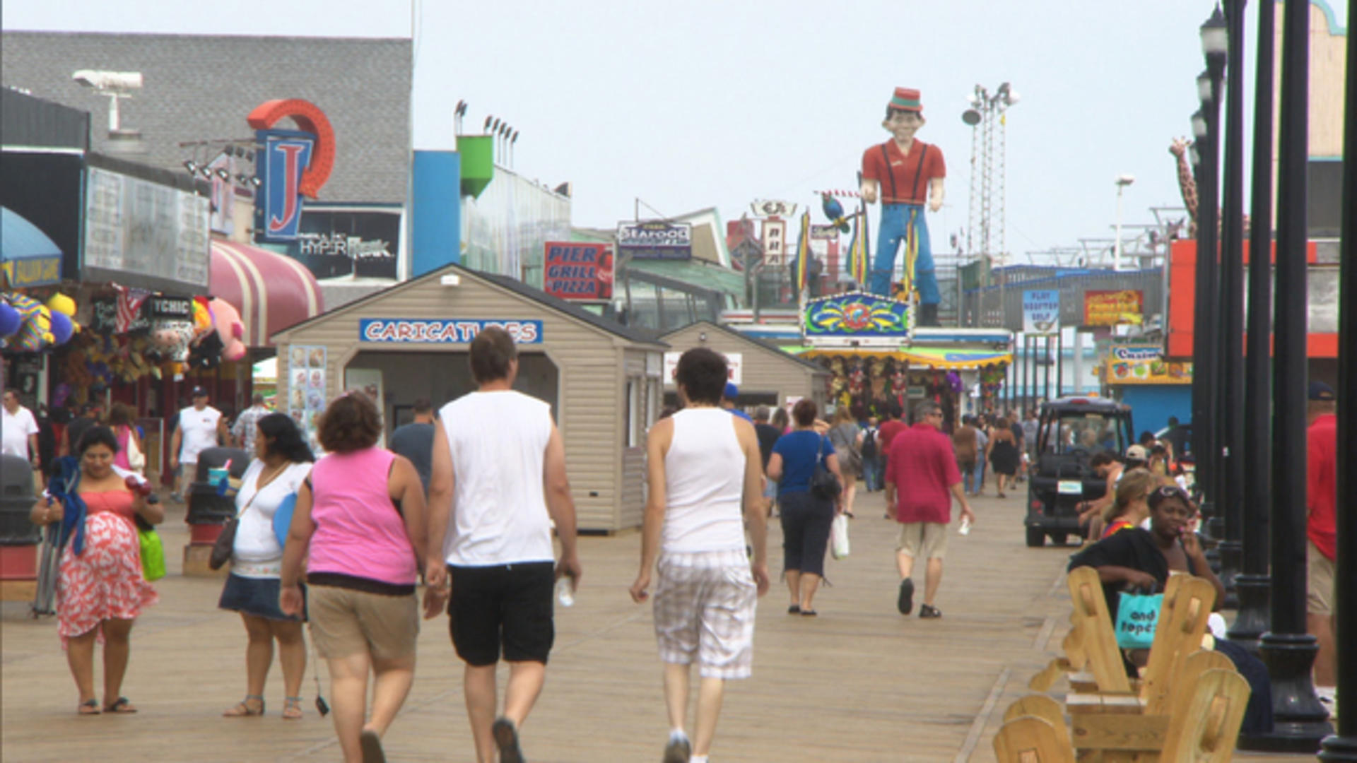 A summer of recovery for Jersey shore towns - CBS News