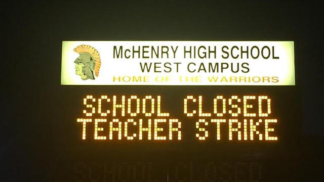 mchenry-teachers-strike.jpg 