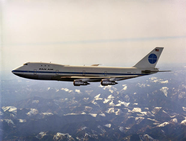 9-boeing-100-years-747c.jpg 