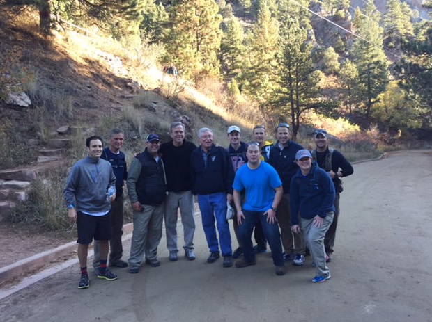 jeb-bush-hiking-in-eldorado-canyon-from-his-twitter-page2.png 