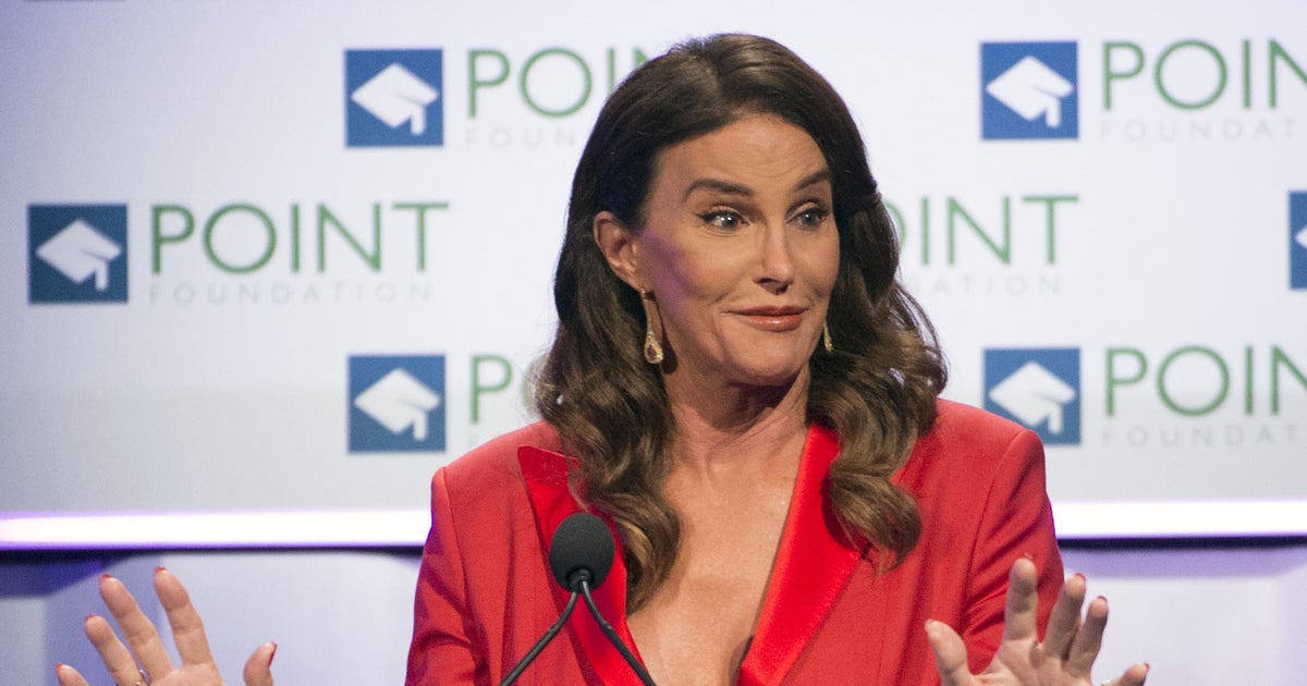 Caitlyn Jenner confronts protesters who call her "an insult to trans(00)