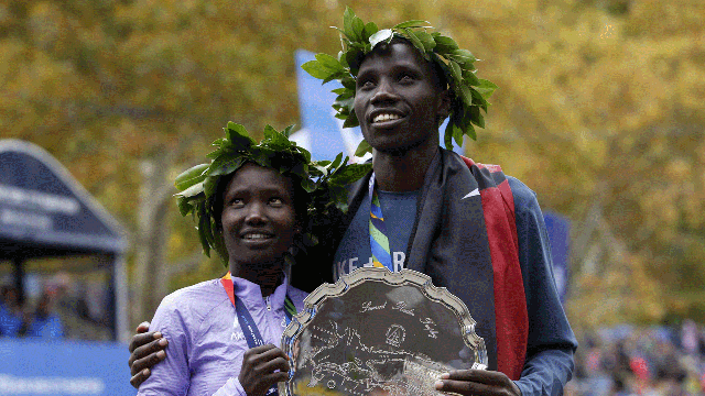 2015-11-01t180152z1645165284gf20000042025rtrmadp3athletics-marathon-new-york.gif 