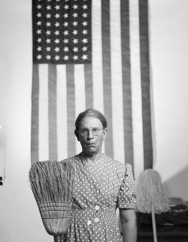 gordon-parks-american-gothic-washington-d-c-1942-2014.jpg 