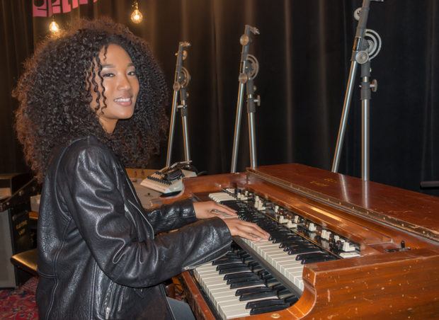 judith-hill-piano.png 