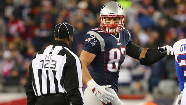 rob-gronkowski-referee-official-625-x-352.jpg 